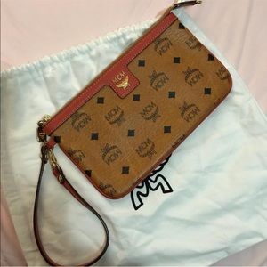 MCM visetos wristlet